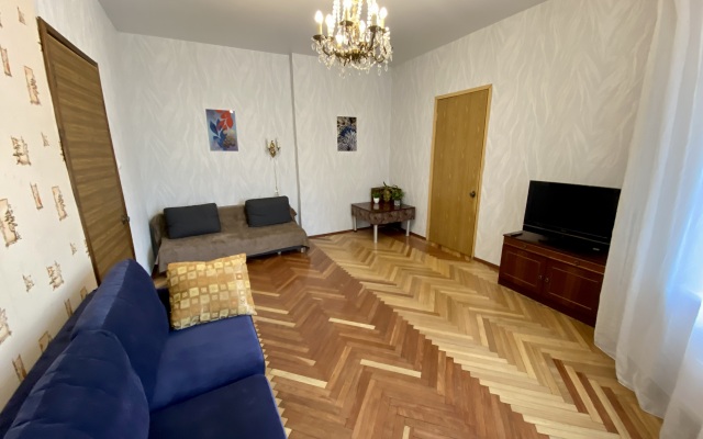 Cozy Family one-bedroom Nevsky 13 with a balcony and parking Flat