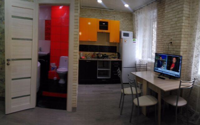 Na Ul. Volodarskogo 3 Flat