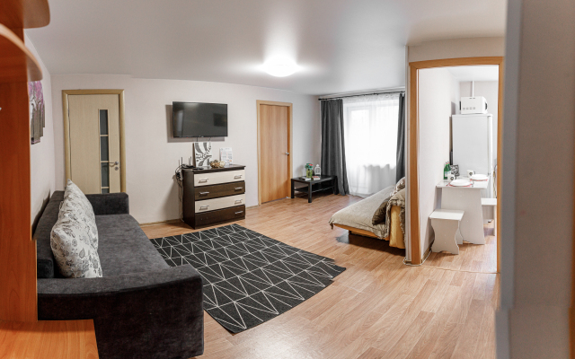 Апартаменты Двухкомнатные в центре города на Красноармейская 124