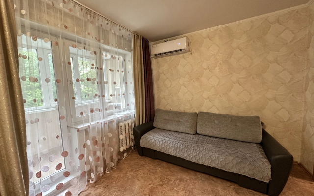 Na Okeanskom Prospekte Flat