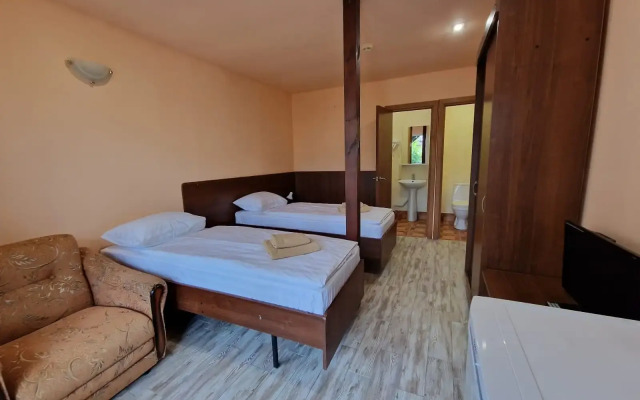 Меблированные комнаты Ажур