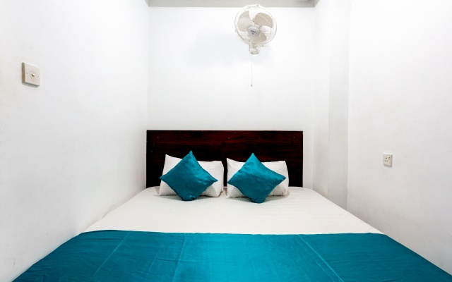 Yoho Mount Sea Pal Hotel