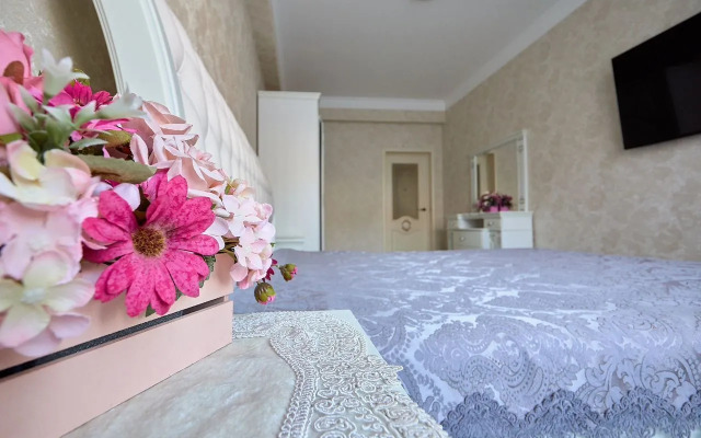 Uyutnaya Na Ulitse Dekabristov 36k2 Flat