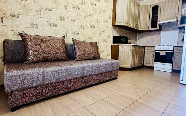 Квартира Уютная евродвушка около метро и разводным мостом