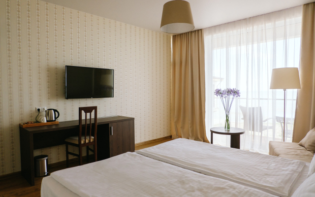 Chetyre Sezona Hotel