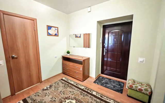 Flat 2k Kvartira Na Semyi Shamshinykh 18