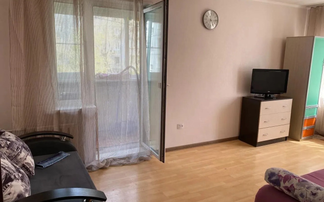 Na Ul. Khabarovskaya 2A Flat