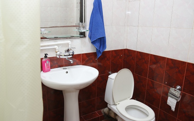 Ot Russkoj Sluzhbyi Servisa Guest House