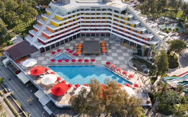 Megasaray Resort Side