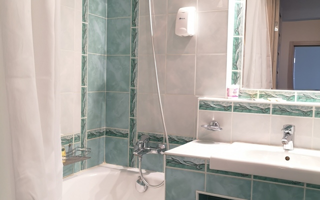 Улучшенные апартаменты Oрехово (Дом у Парка)