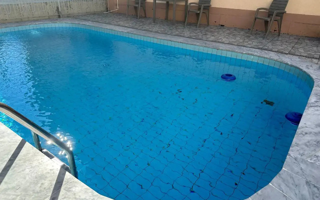 S Basseynom Apartments