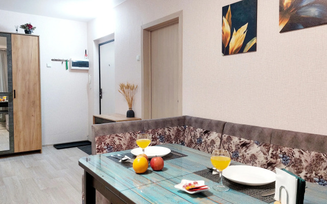 V Vishnevoy Gorke Ryadom S Termy Voda Flat