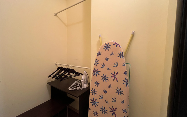 Prostornaya Kvartira V Tsentre Goroda Flat