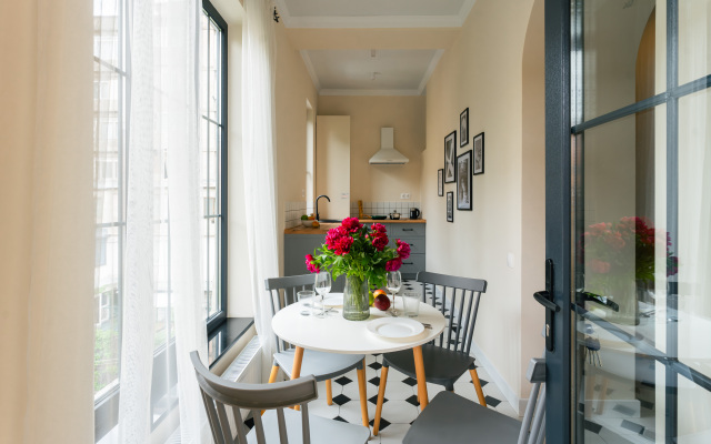 KeyGo #0032, 1 Bedroom, Balcony, City Center Apartments