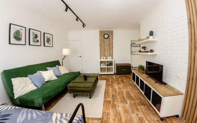 Na Sovetskoy Ulitse Flat