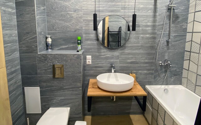 Na Butkova U Naberezhnoy Petra Velikogo Flat