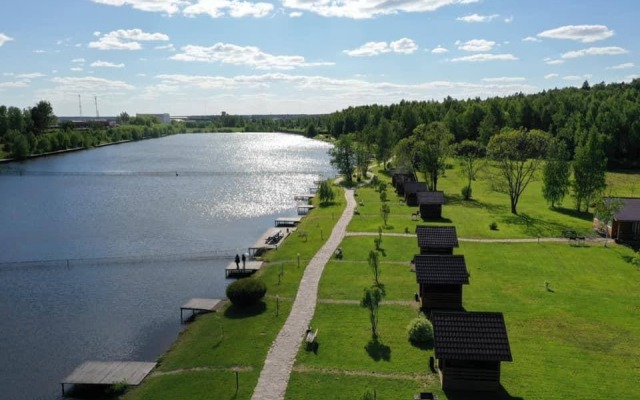 База отдыха Загородный клуб Золотые караси