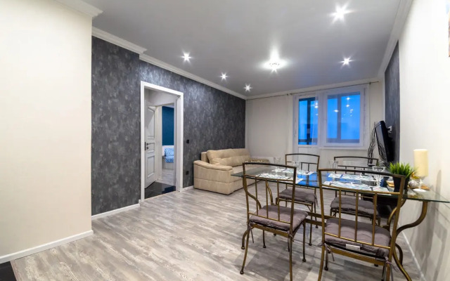 Yevro Dvukhkomnatnaya S Dzhakuzi Ryadom S Akvaparkom Rivyera Flat