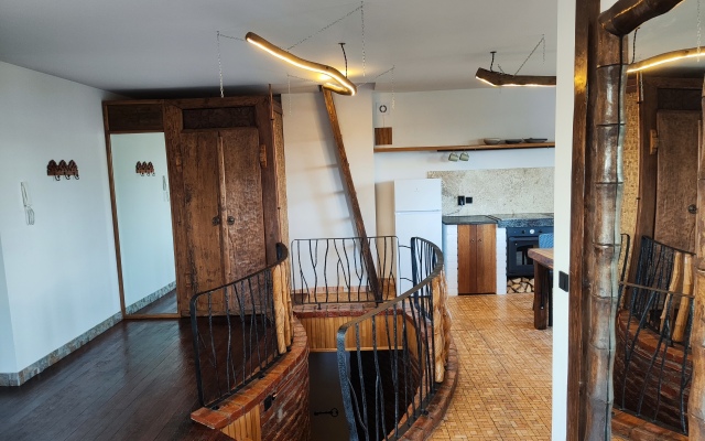 Fridrikh Shiller Apartments