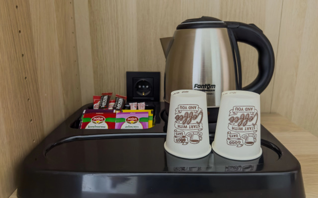 Отель Leaf River Suites