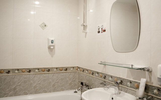 Mayak Hotel