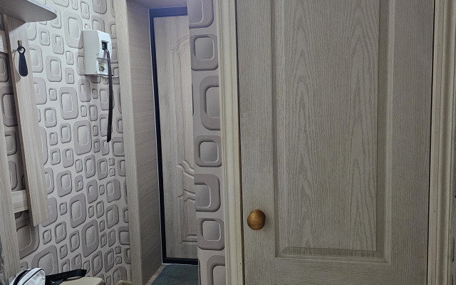 Na Ulitse Mikhaila Lichenko 27a Flat