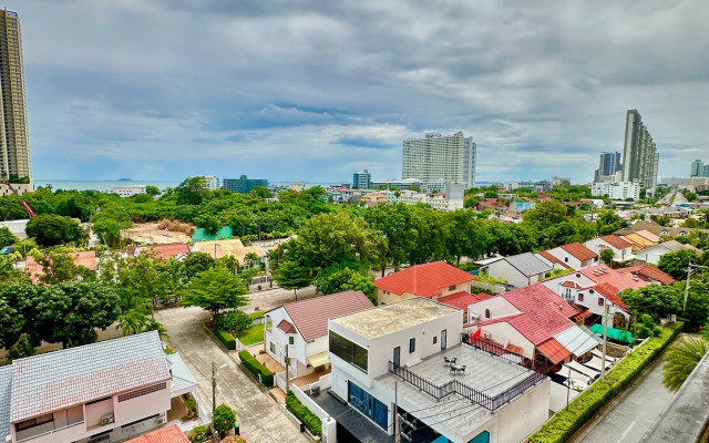 Seven Seas 2 Bedroom - Spacious Two Bedroom Apartment in Jomtien Area Apartments