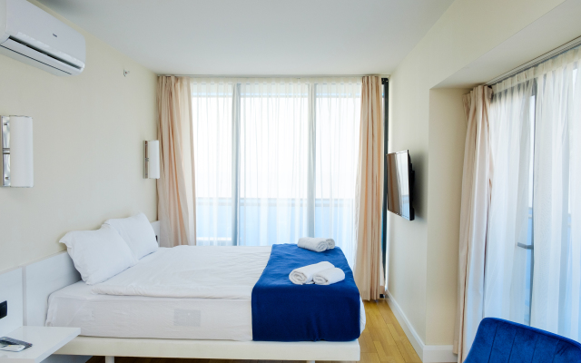 VIP 40 By Orbi Apart-Hotel