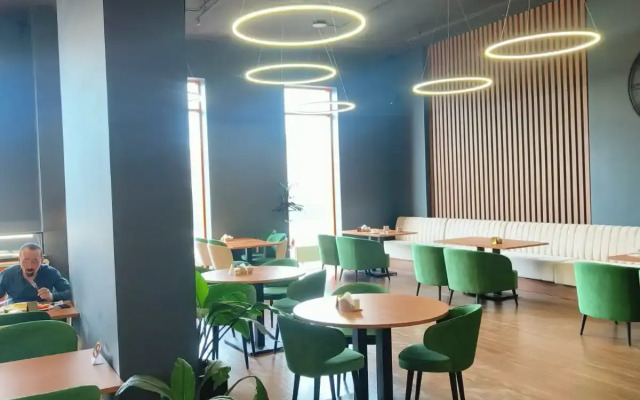 Studiya na Zapadnoy Flat
