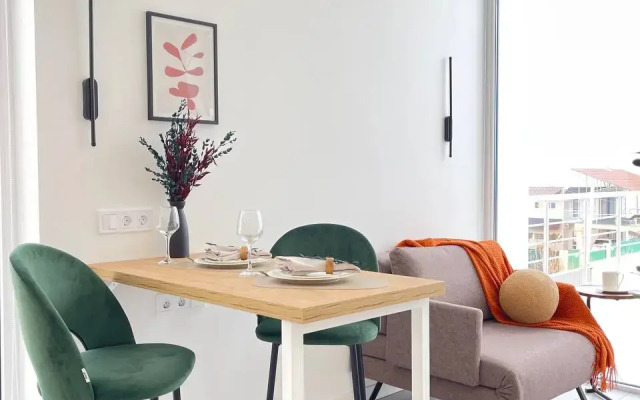 C Terrasoy I Vidom Na Gory Flat
