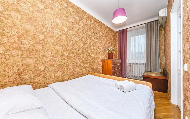 V Tsentre Kieva Apartments