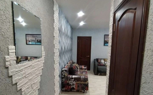 Апартаменты на Базстроевской, 22