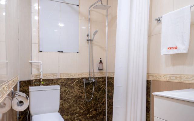 Апартаменты  с 2 спальнями KeyGo 0184 около Ереванского Оперного Театра