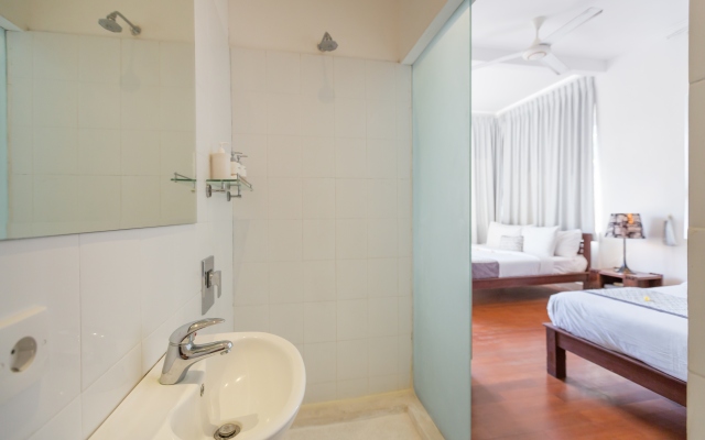 Esha Drupadi I Villa