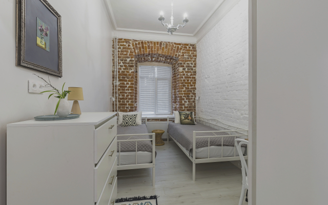 Oblomov V Tobolskikh Kazarmakh Flat