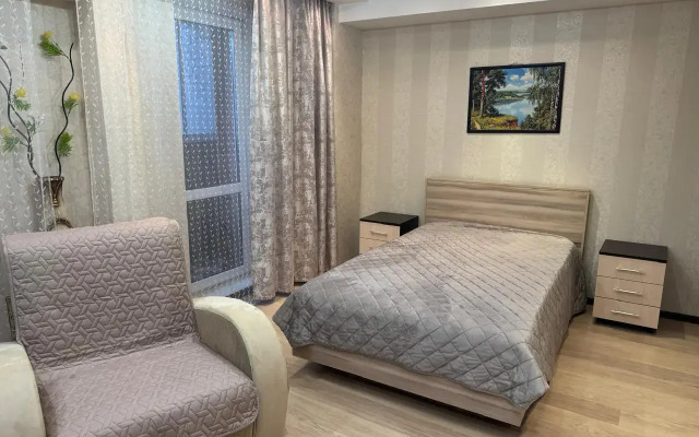 Квартира с Хорошим Ремонтом в Районе ЦУМ