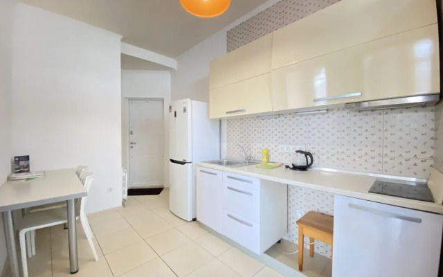 Komfort S 2 Spalnyami I Balkonom M2 Apartment