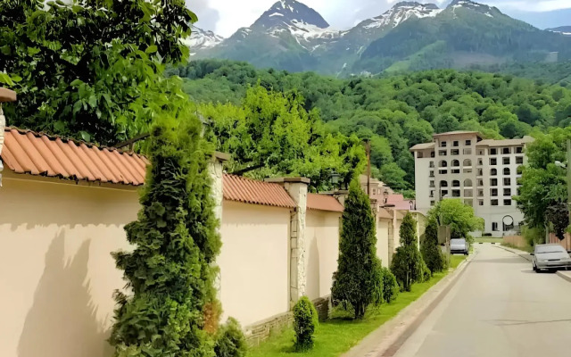 Квартира Цветы и Птицы