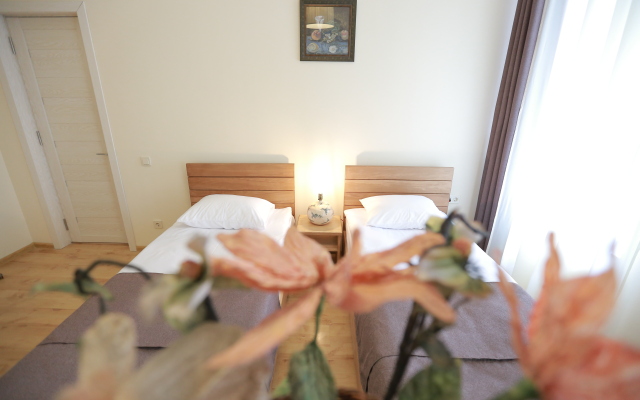 Midtown Hostel