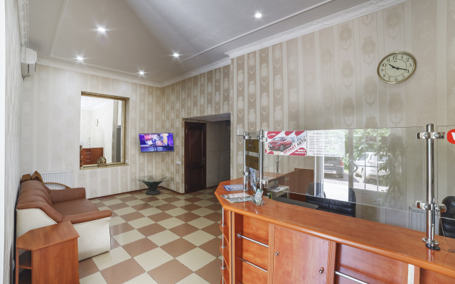 Alvis Hotel