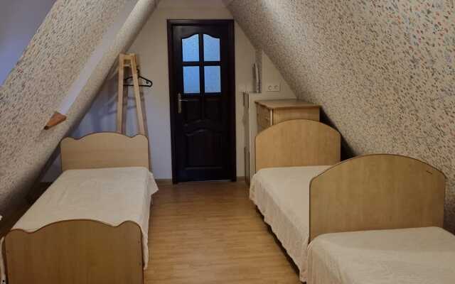 Частный дом  ГД на Лермонтова 1