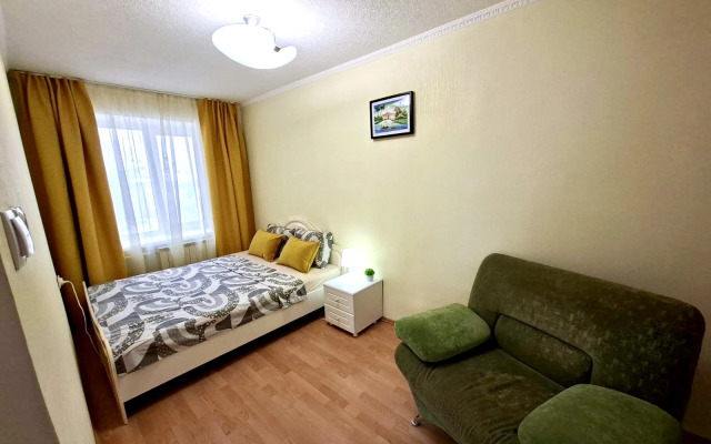 Апартаменты трехкомнатные в центре МирныйДом