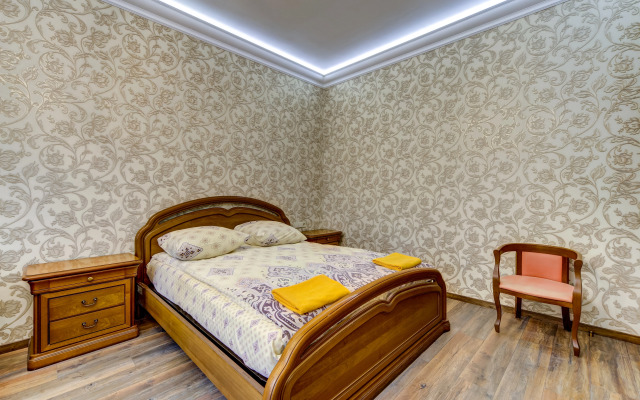 Апартаменты Студия Делюкс на Караванной в самом центре