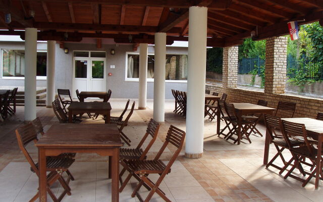 Villa Toni