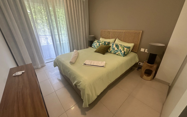 Ocean Legend Apartments