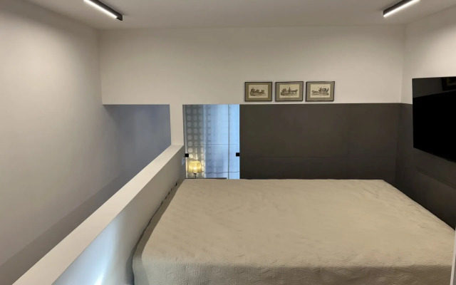 Апартаменты 312 Двухуровневые Крымская 3/4