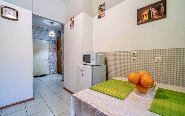 Апартаменты Однокомнатная квартира на  улице Ленсовета