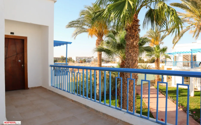 Hostgool Beach Chalets Mirage Bay Resort & Aqua Park