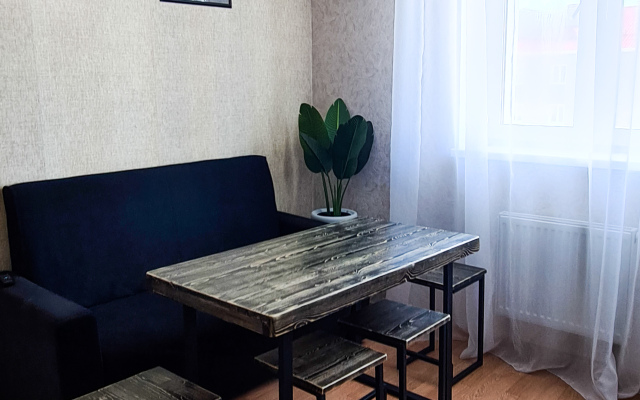 Апартаменты Тундровая 12 трехкомнатная