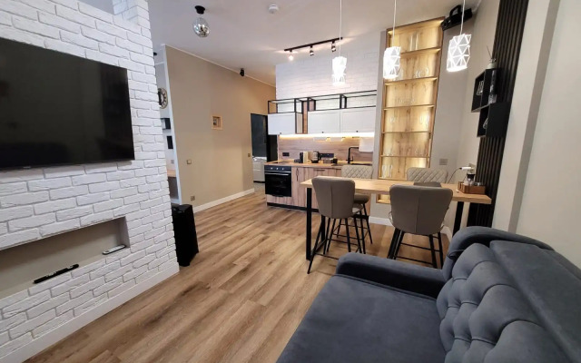 Spa Loft s Saunoy i Dzhakuzi v ZHK Metropolis Flat